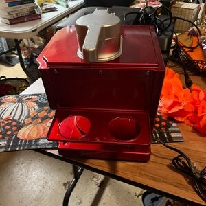 Red - Compact Countertop snow cone machine